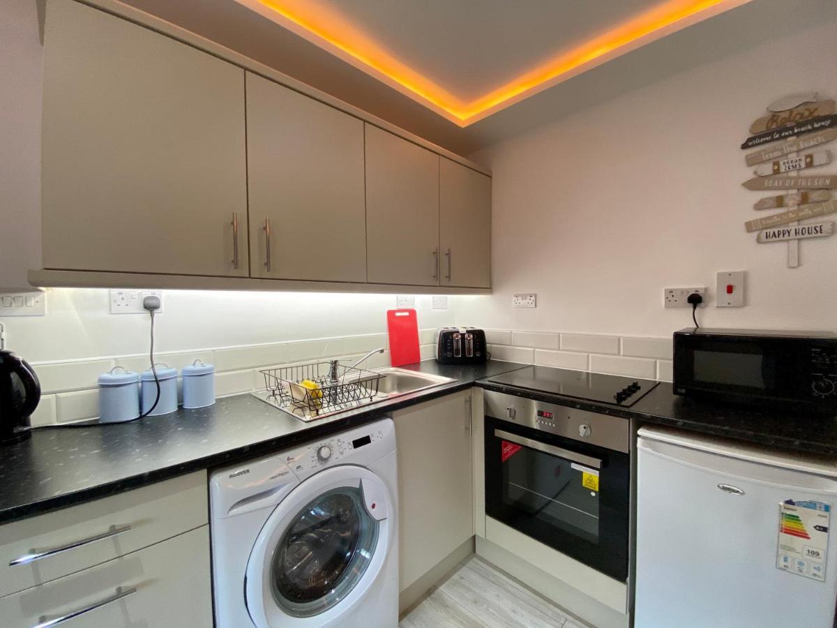 Kennedy House By Blackpool Service Apartments Luaran gambar