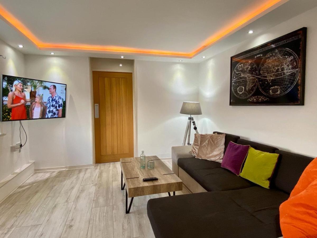 Kennedy House By Blackpool Service Apartments Luaran gambar