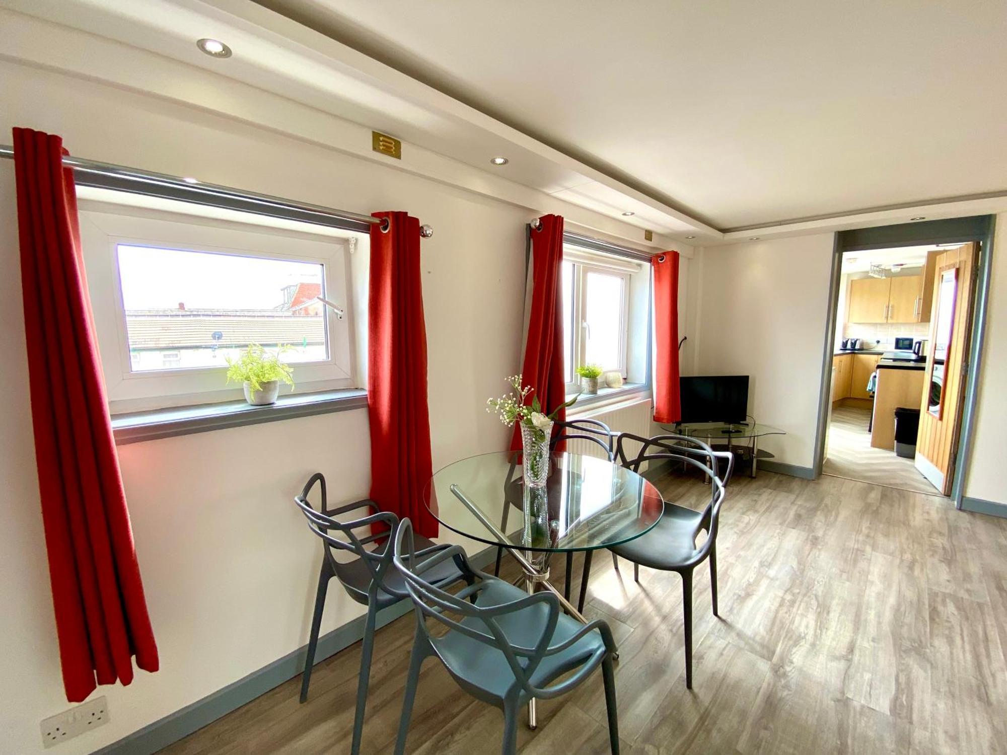 Kennedy House By Blackpool Service Apartments Luaran gambar