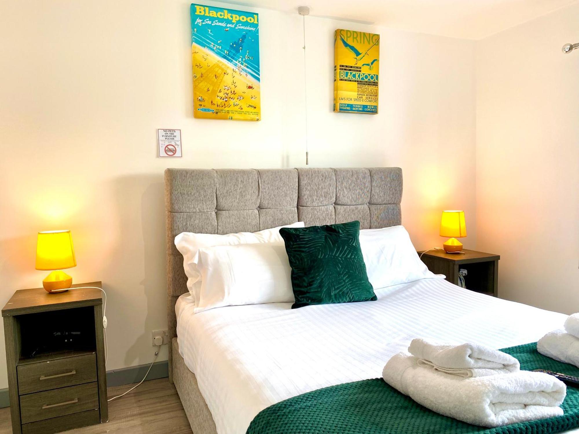 Kennedy House By Blackpool Service Apartments Luaran gambar