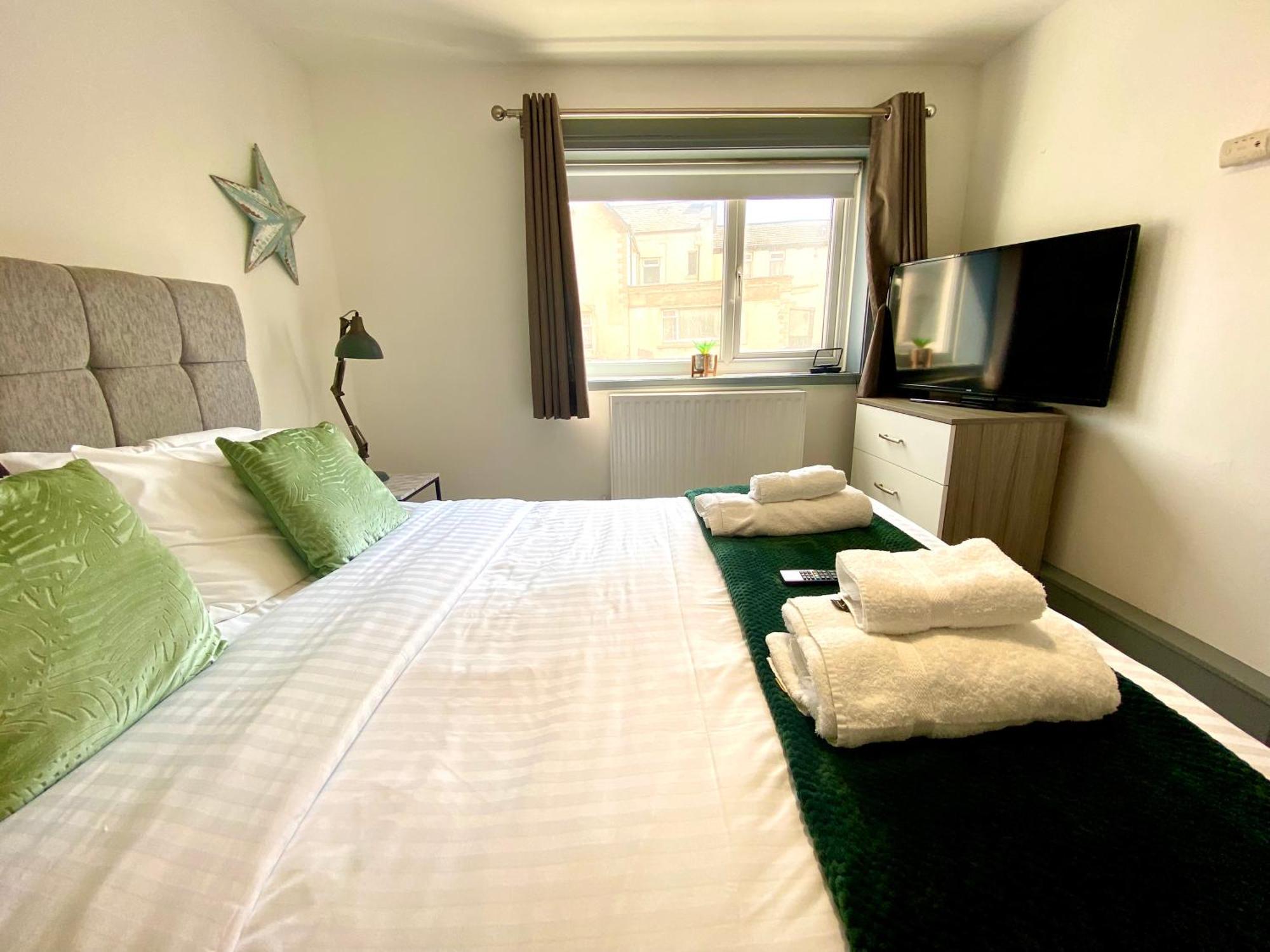 Kennedy House By Blackpool Service Apartments Luaran gambar