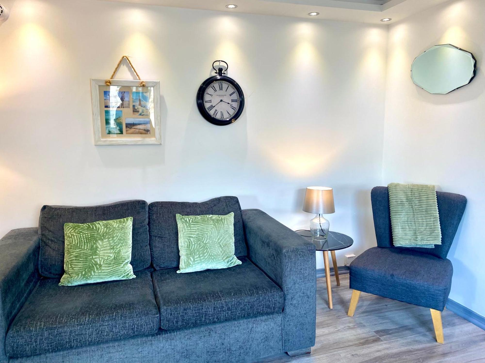 Kennedy House By Blackpool Service Apartments Luaran gambar