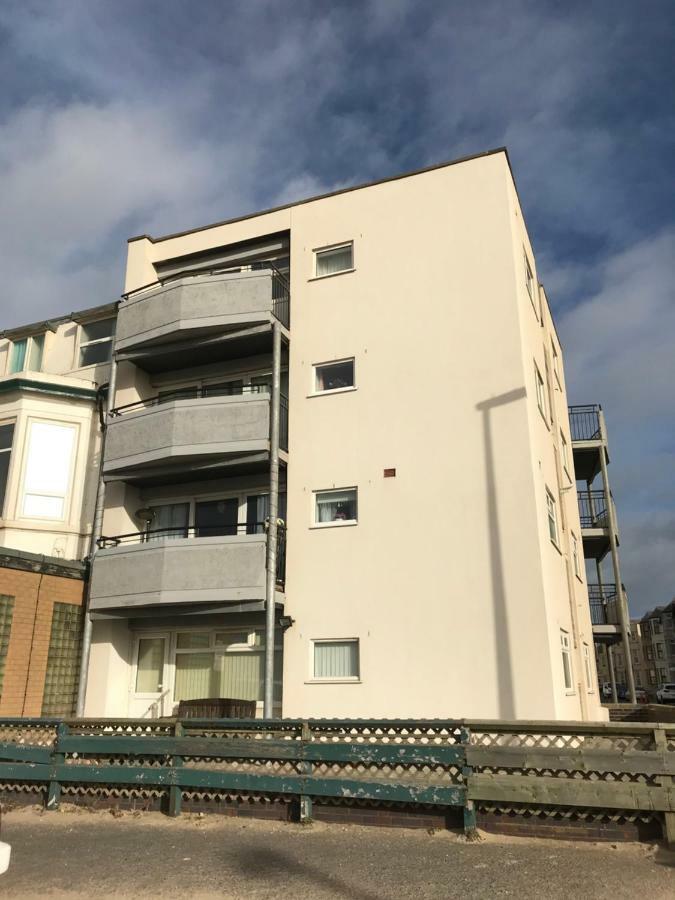 Kennedy House By Blackpool Service Apartments Luaran gambar